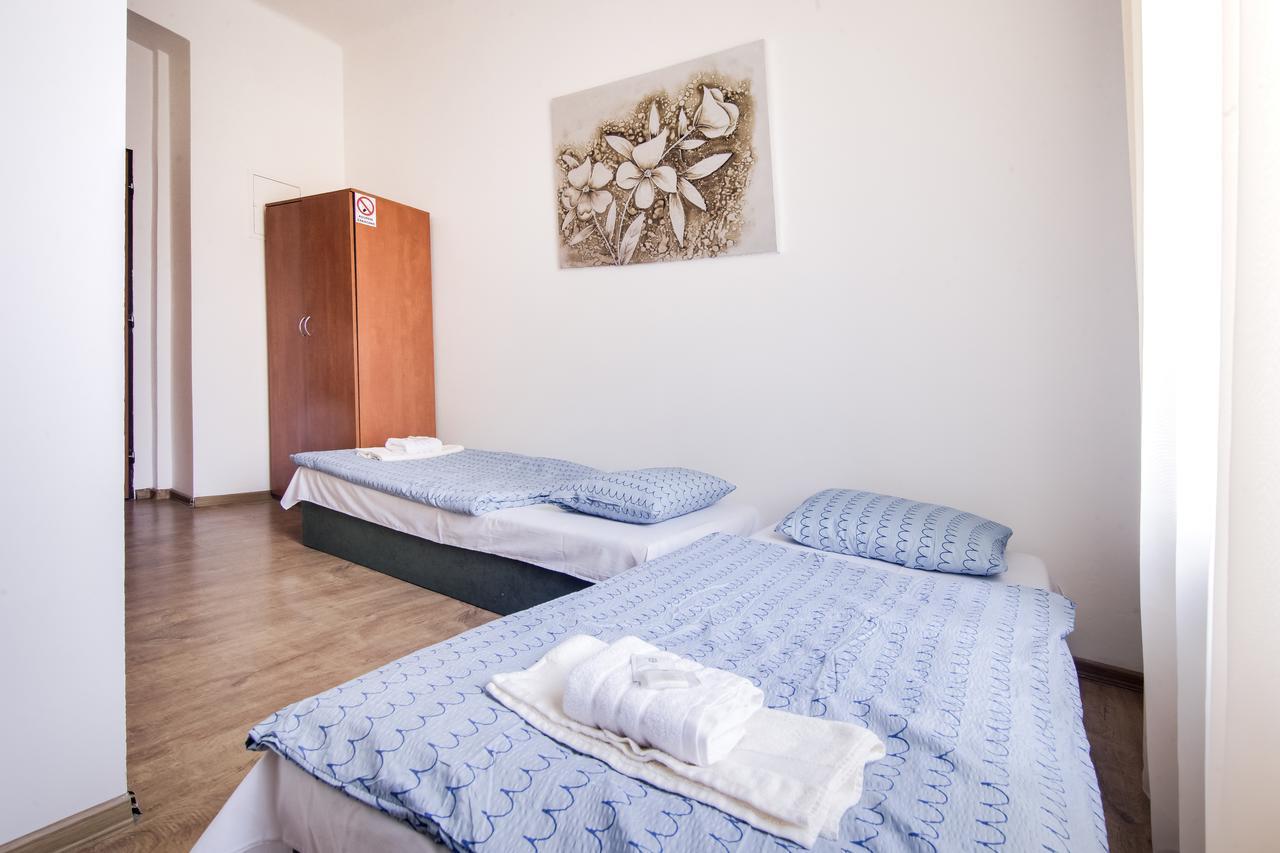 Aparthotel Zarra Praga Habitación foto